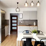 Διαμέρισμα Mieszkanie Blisko Plazy & Parking *