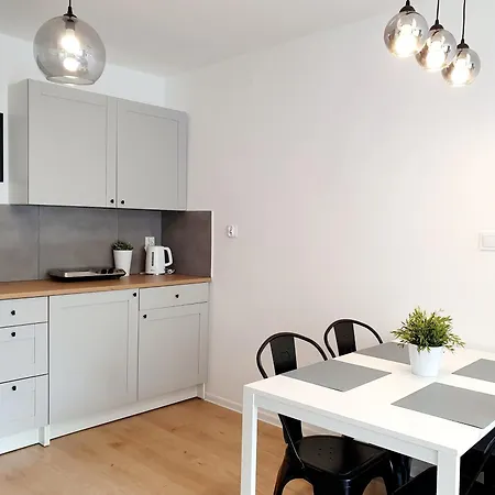 Mieszkanie Blisko Plazy & Parking Appartamento *