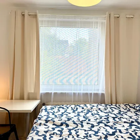 Mieszkanie Blisko Plazy & Parking Apartment *