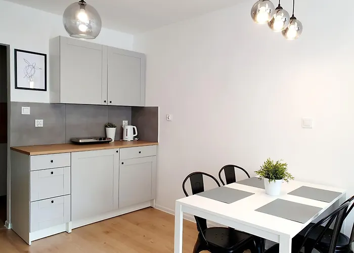 Mieszkanie Blisko Plazy & Parking Appartamento *