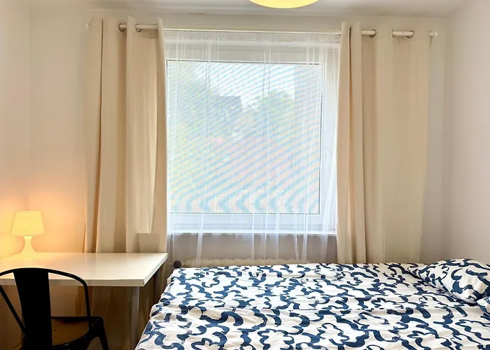 Mieszkanie Blisko Plazy & Parking Appartamento *